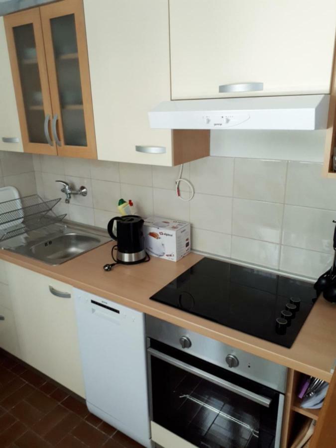 Apartman Fox Leilighet Pirovac Eksteriør bilde